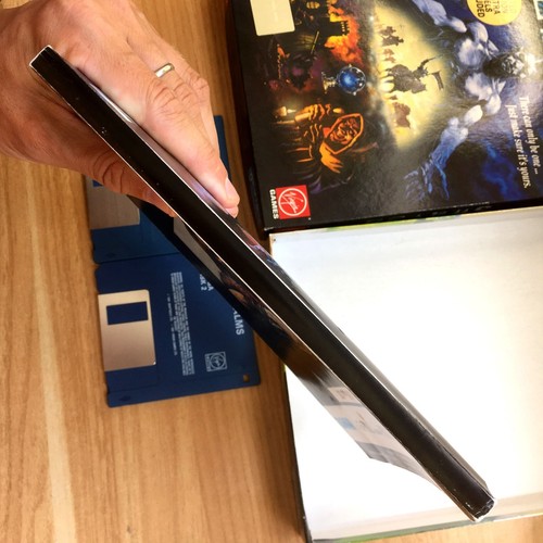 REALMS COMPLET BOÎTE NOTICE BIG BOX AMIGA VERSION UK CIB OVP Virgin - Bon état - Imagen 6 de 11