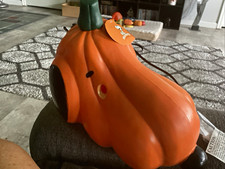 Peanuts Snoopy Pumpkin Light-Up Plug-In Halloween Plastic Figurine, 504415