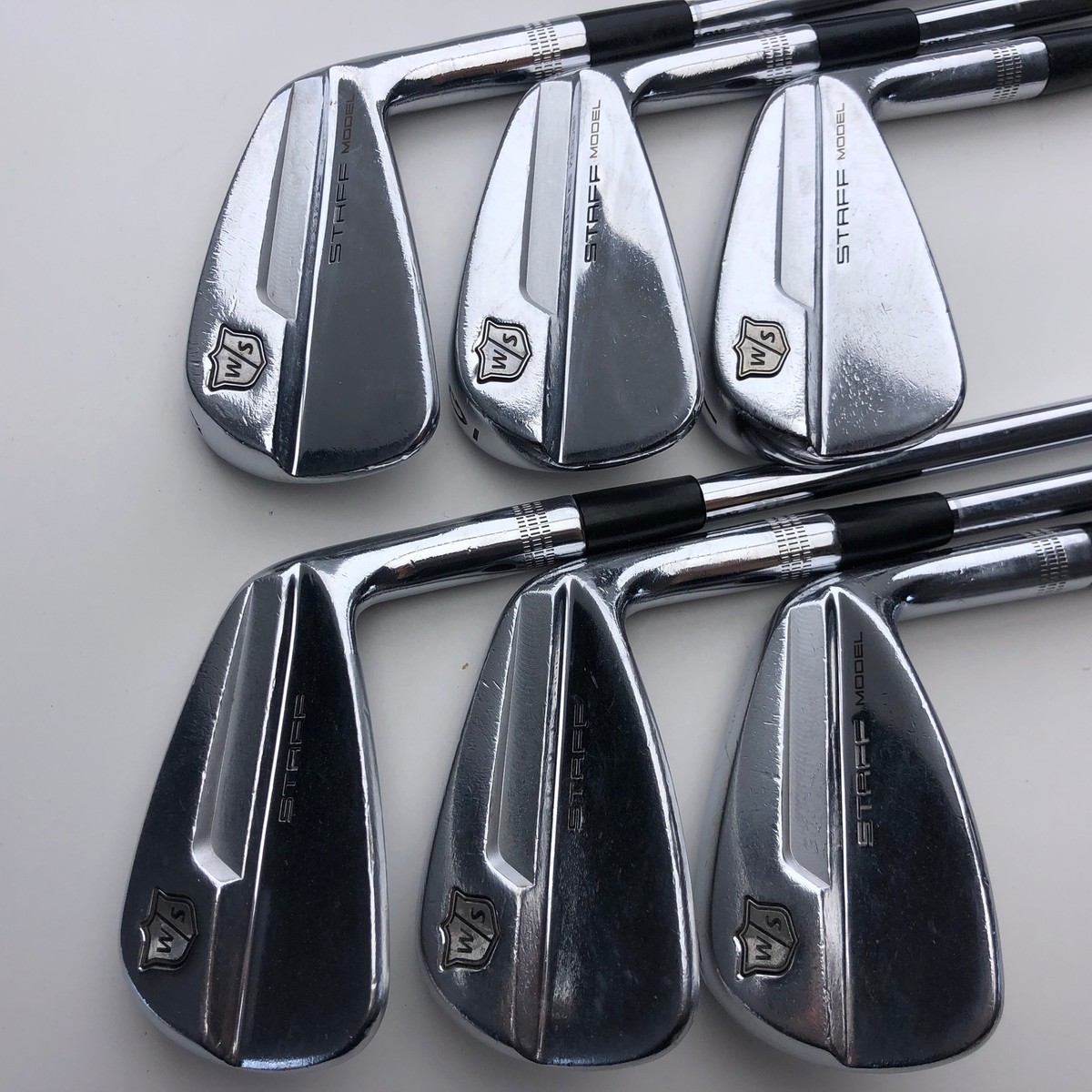 Used Wilson Staff Model Blade Iron Set PW Regular Flex