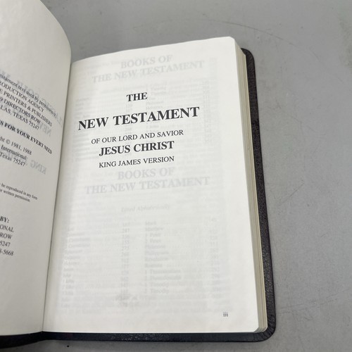 The New Testament Of Our Lord and Savior Genuine Leather 1988 - Picture 8 of 15