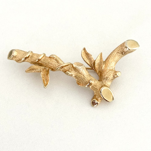 Vintage Sarah Coventry Signed Gold Tone Bamboo Branch Leaves Brooch Pin