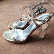 Vintage Y2K Stuart Weitzman Clear Strappy Acrylic Heel Sandals Shoes 8M