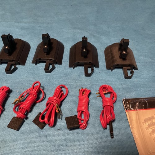 Pezzi elettrici modello treno pezzi fili interruttori transistor connettori ecc. - Foto 7 di 8