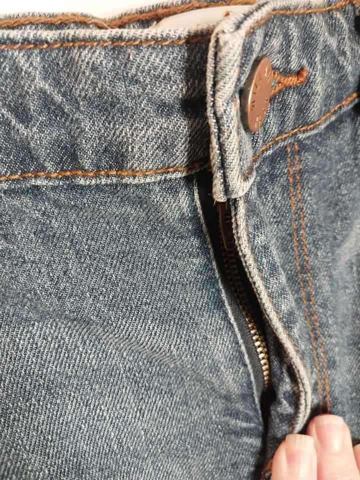 Falda vaquera William Rast nueva con etiquetas talla 29 parte inferior deshilachada Foto 4 de 4