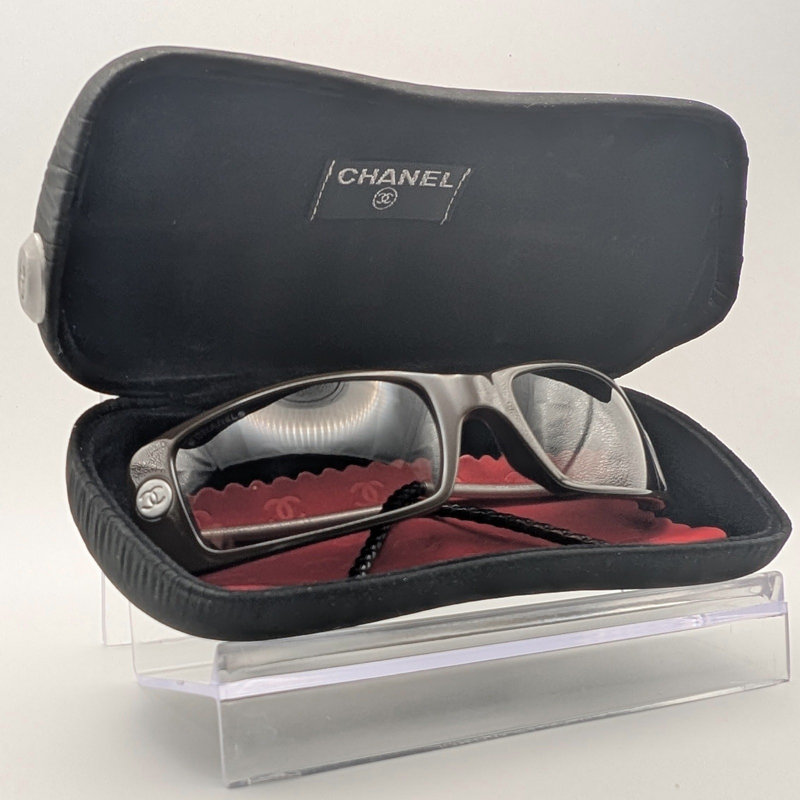 Authentic Chanel Rectangle Sunglasses 5036 – Brow… - image 7