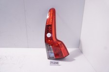 Volvo V50 545 Rückleuchte Heckleuchte Seitenwand rechts 30744544