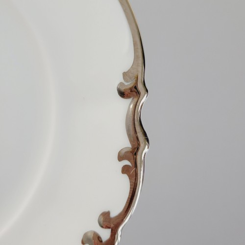 Hutschenreuther Revere BREAD Plate White Body Heavy Platinum Trim Elegant Decor - Picture 5 of 11