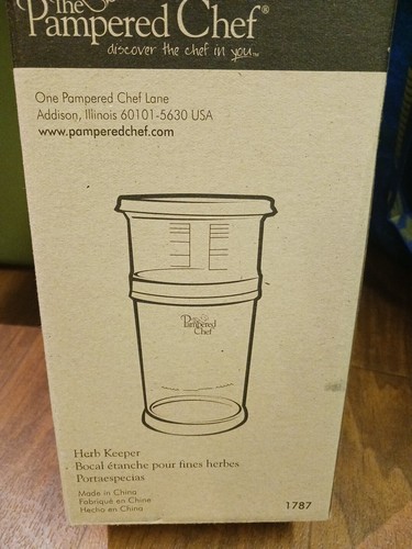 Pampered Chef Herb Keeper 1787 In Box - Picture 2 of 3