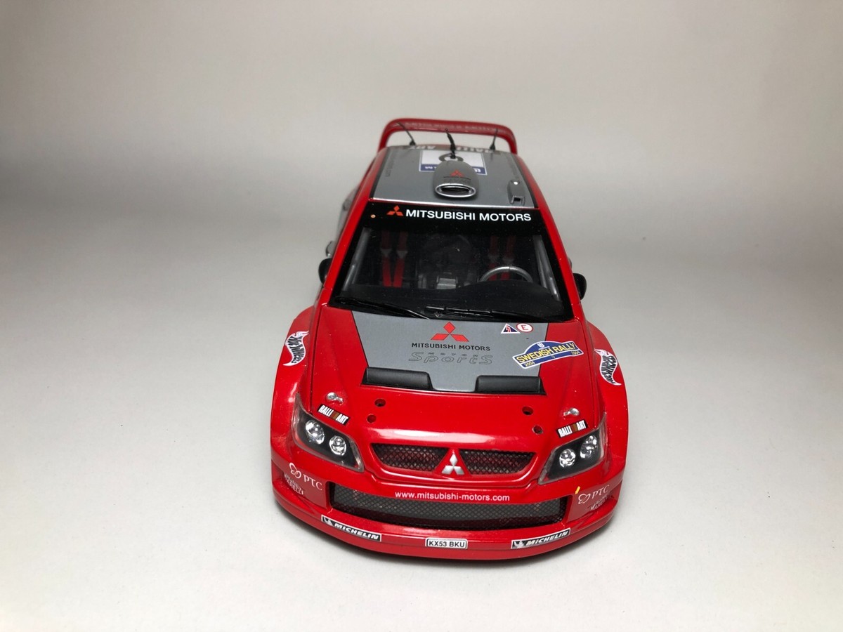 三菱 ランサー WRC ミツビシモータース 1/18 ホットウィール 1/18 MITSUBISHI 三菱ランサー WRC ラリー ホットウィール 新品
