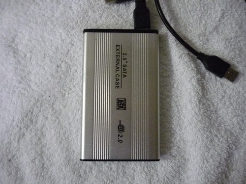 External Hard Drive Portable Silver USB 2.0 2.5" SATA HDD 160GB Plug & Play EWC - Picture 4 of 4