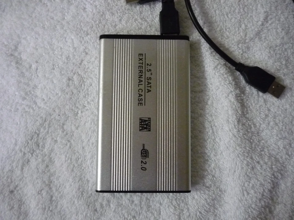 External Hard Drive Portable Silver USB 2.0 2.5" SATA HDD 160GB Plug & Play EWC - Image 4 of 4