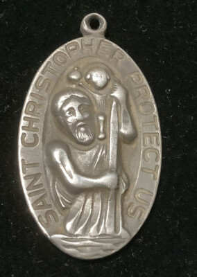 VINTAGE RELIGIOUS SAINT CHRISTOPHER PROTECT US PENDANT FREE SHIPPING 