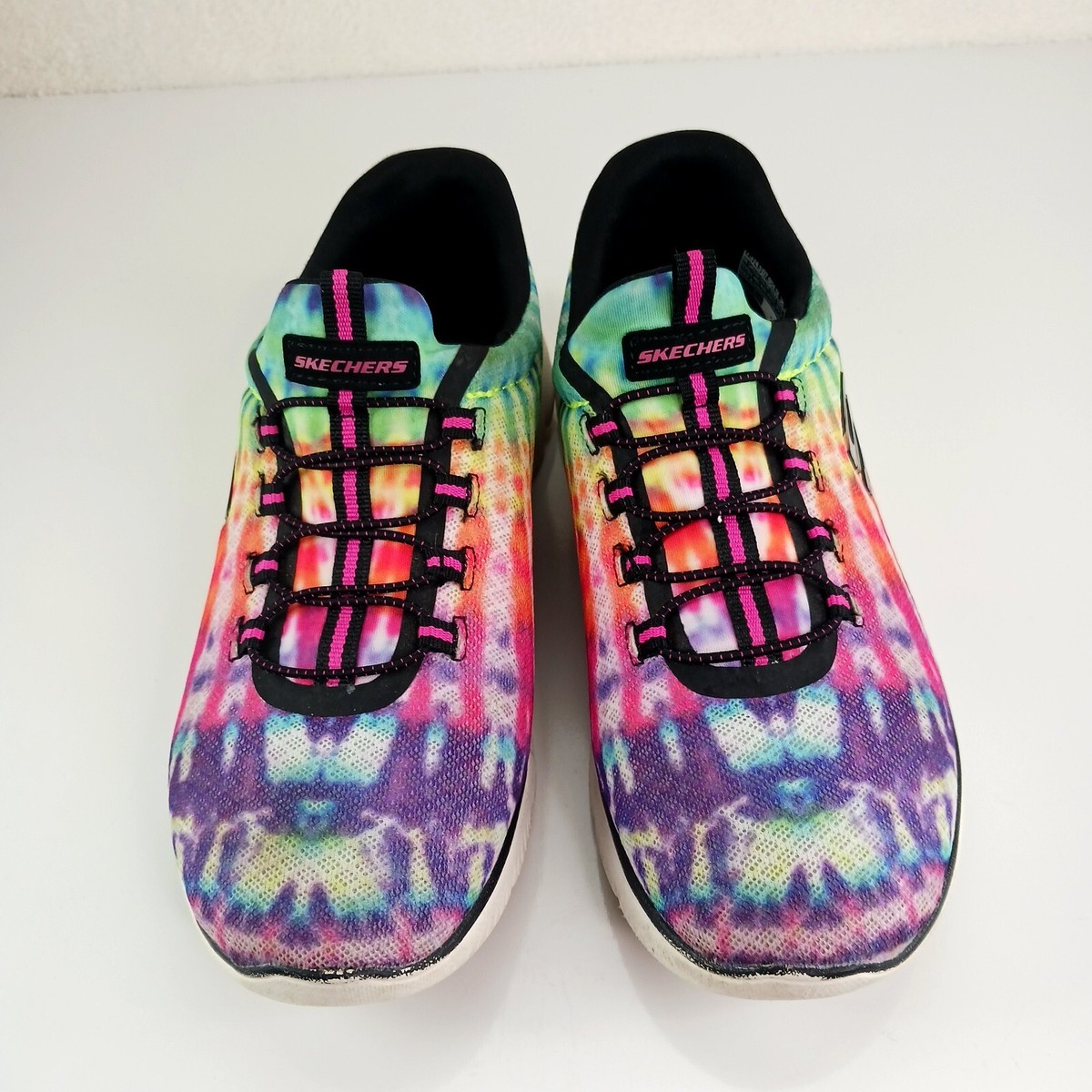 Skechers Women's Size Summits Looking Groovy Running Shoes