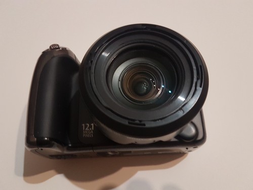 Canon PowerShot SX20 IS 12.1MP 20x Zoom Digital Camera- Black -Excellent- W Case - Picture 3 of 9