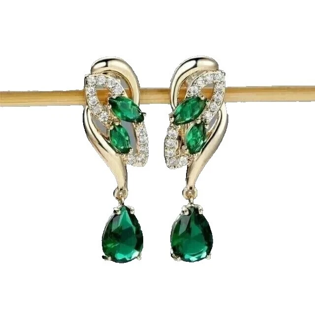 M & M Emerald Fashion Jewelry