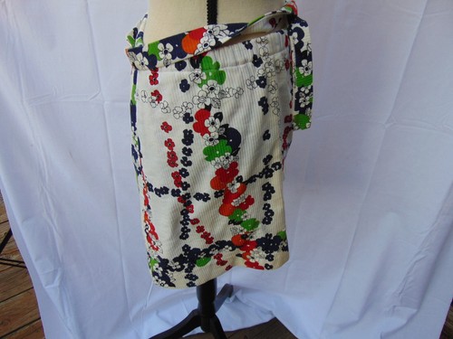 Vintage Point of View Size 14 Floral pattern skirt with belt 16" long red blue - Picture 6 of 7