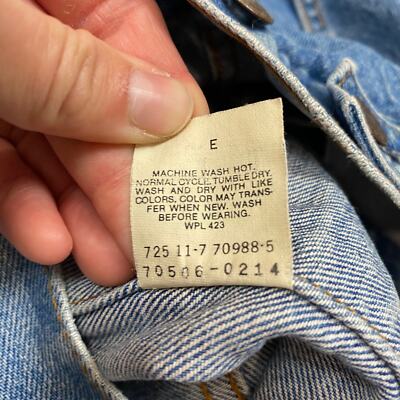 Vintage 80s Levi's 70506-0214 Type 3 Denim Trucker Vest Size 38R Vintage 80s Levi's 70506-0214 Type 3 Denim Trucker Vest Size 38R