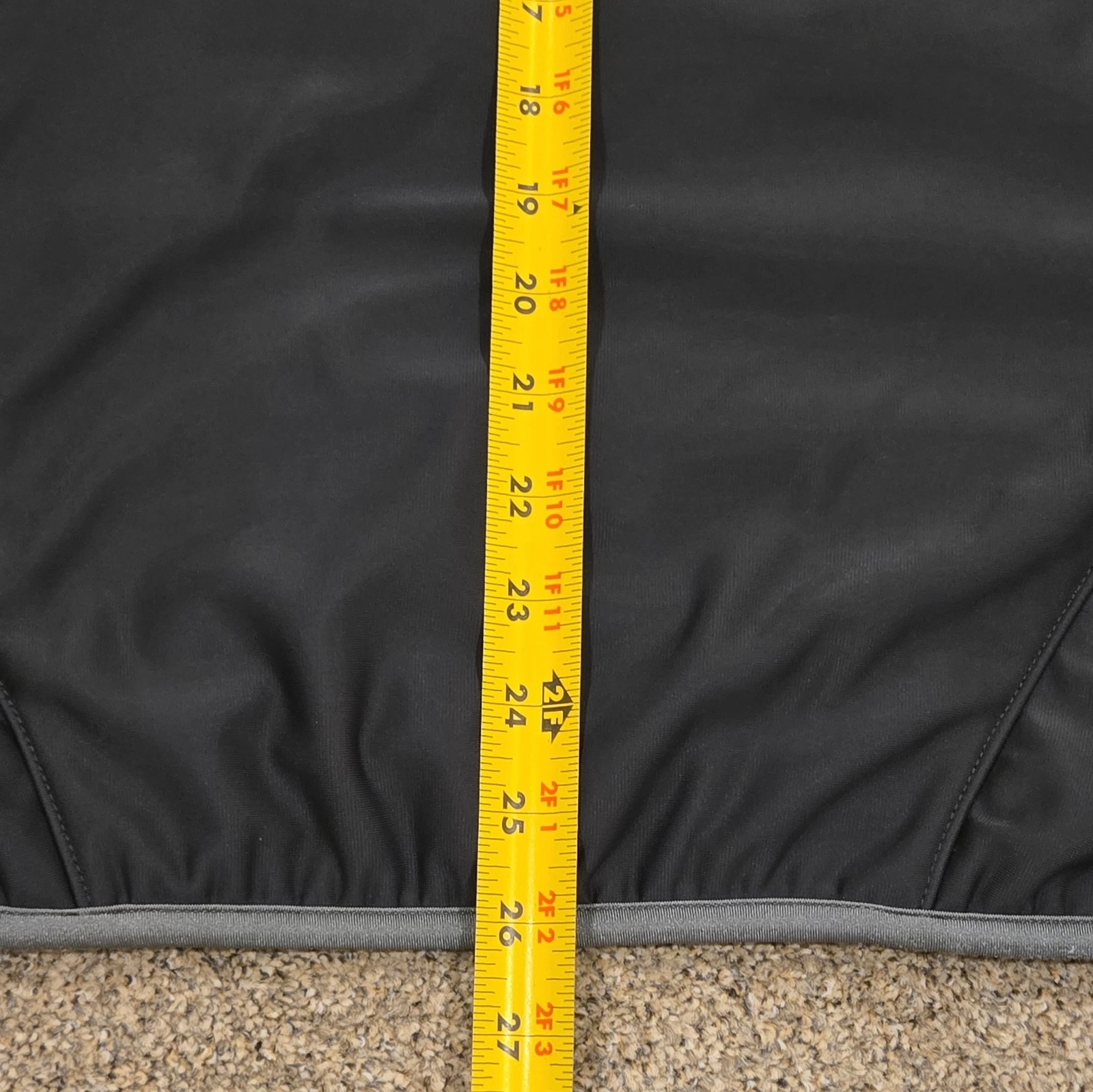 Phenix Mock Neck Midweight Sleeveless Zipper Pockets Ski Vest, Medium, Black EUC - product detail image 10