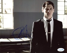 Jack O'Connell Autographed Signed 8x10 Photo ACOA