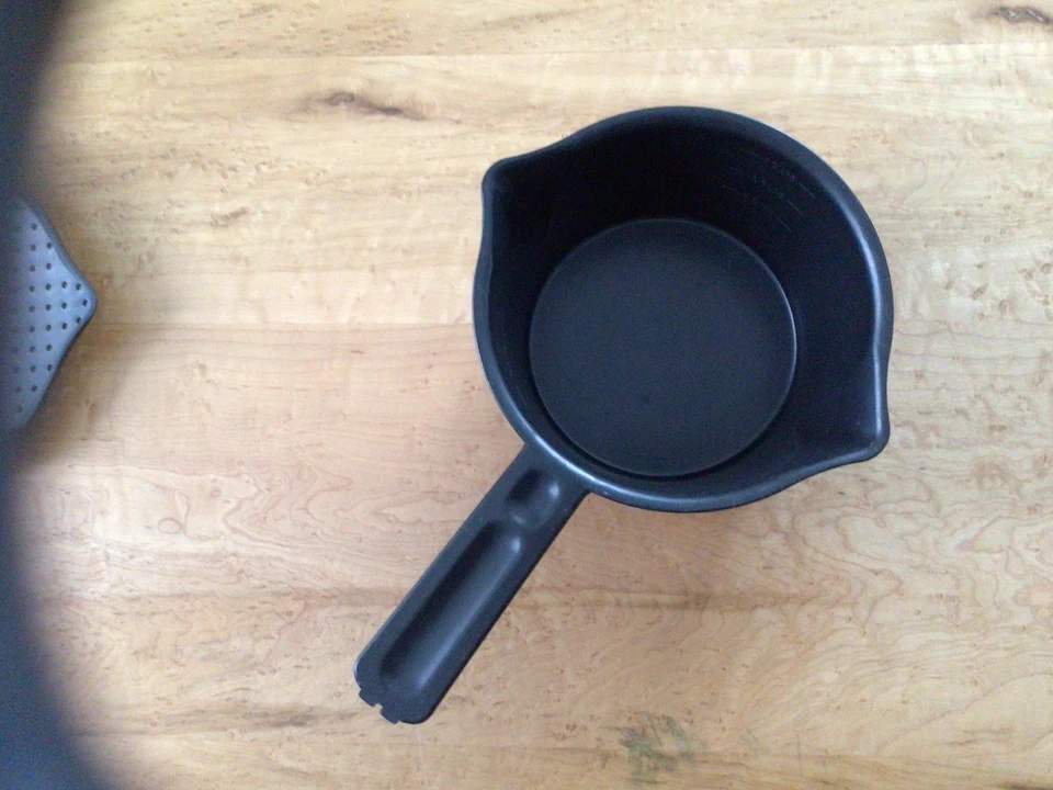 Pampered Chef Micro Cooker Microwave Steamer Strainer Black 4 Cup 1Qt USA - Image 4 of 4