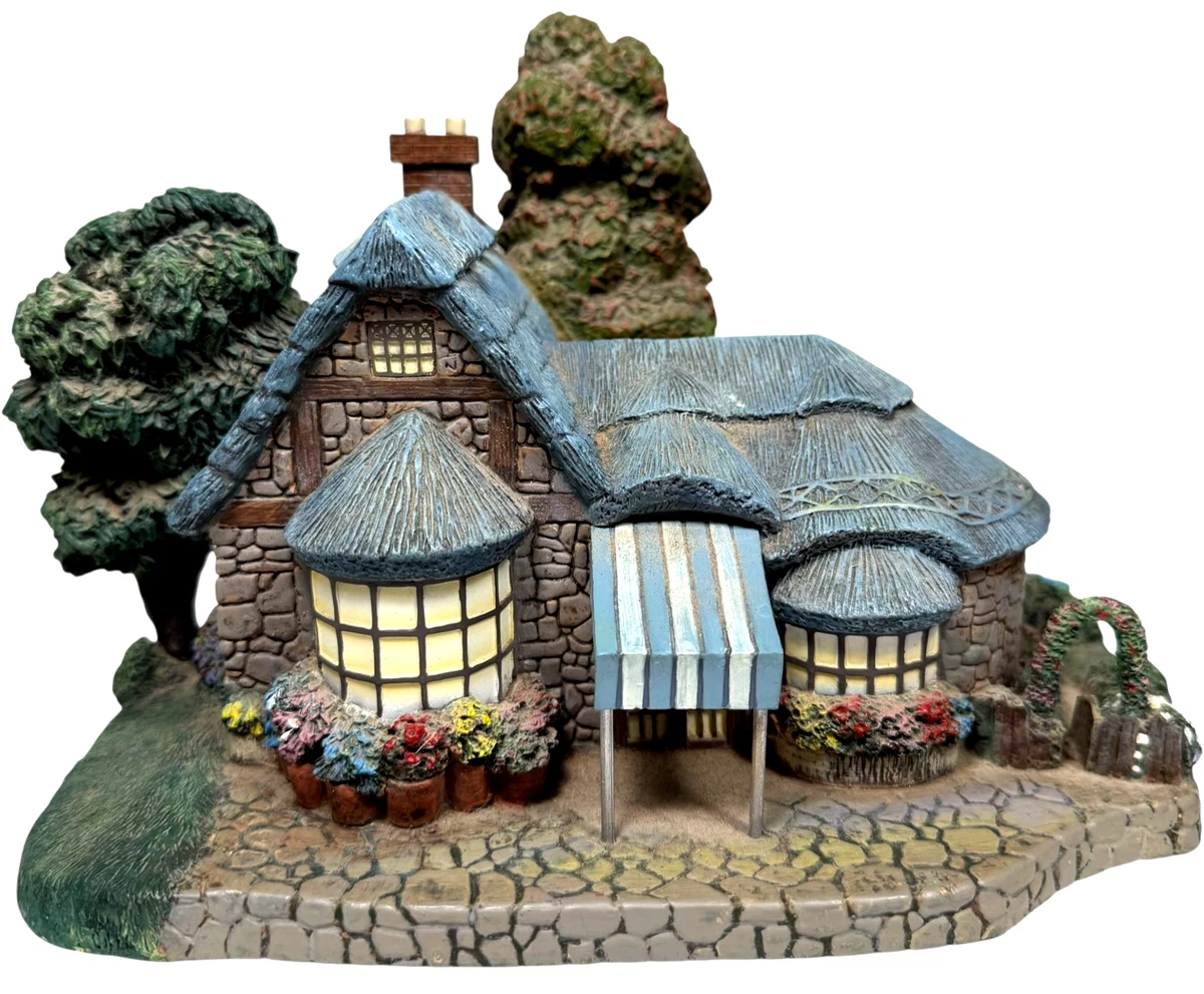 Hawthorne Village Christmas Collectible Villages & Houses 1990