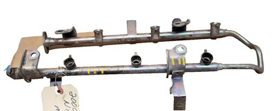 2000-2001  Nissan Maxima V6 Fuel Injector Rail OEM   VQ30DE 3.0L