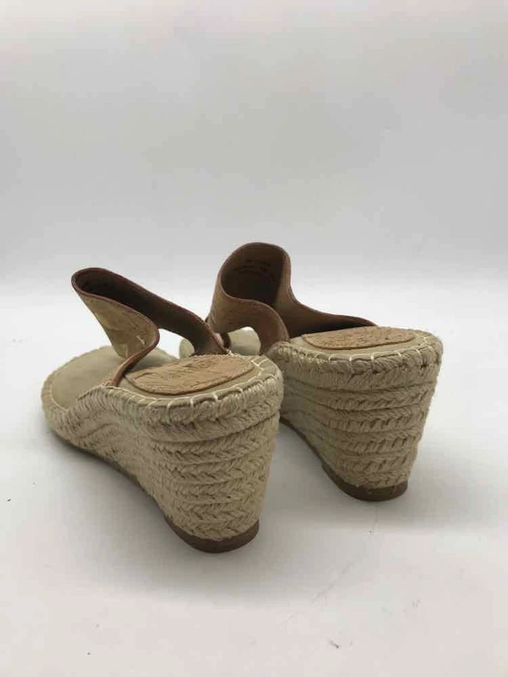 Johnston & Murphy 棕褐色 8 码高跟鞋 — 第 3/4 张图片