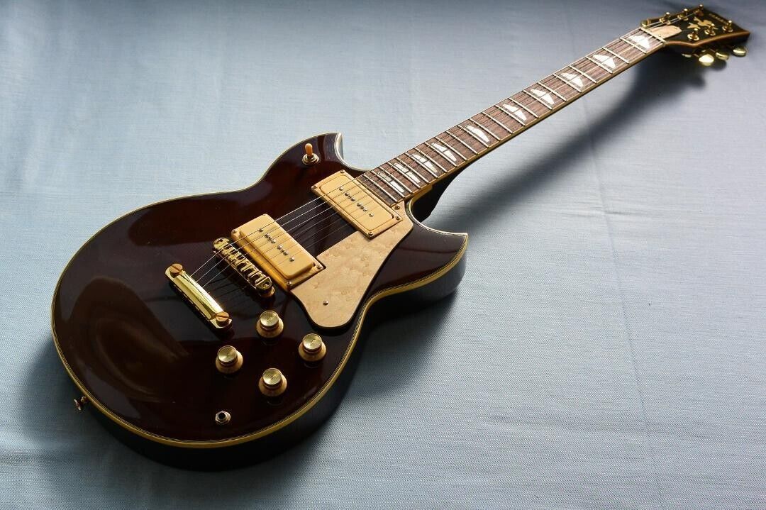 Yamaha Electric Guitar SG700 Mod. P-90 Good Condition Black Uncategorized 