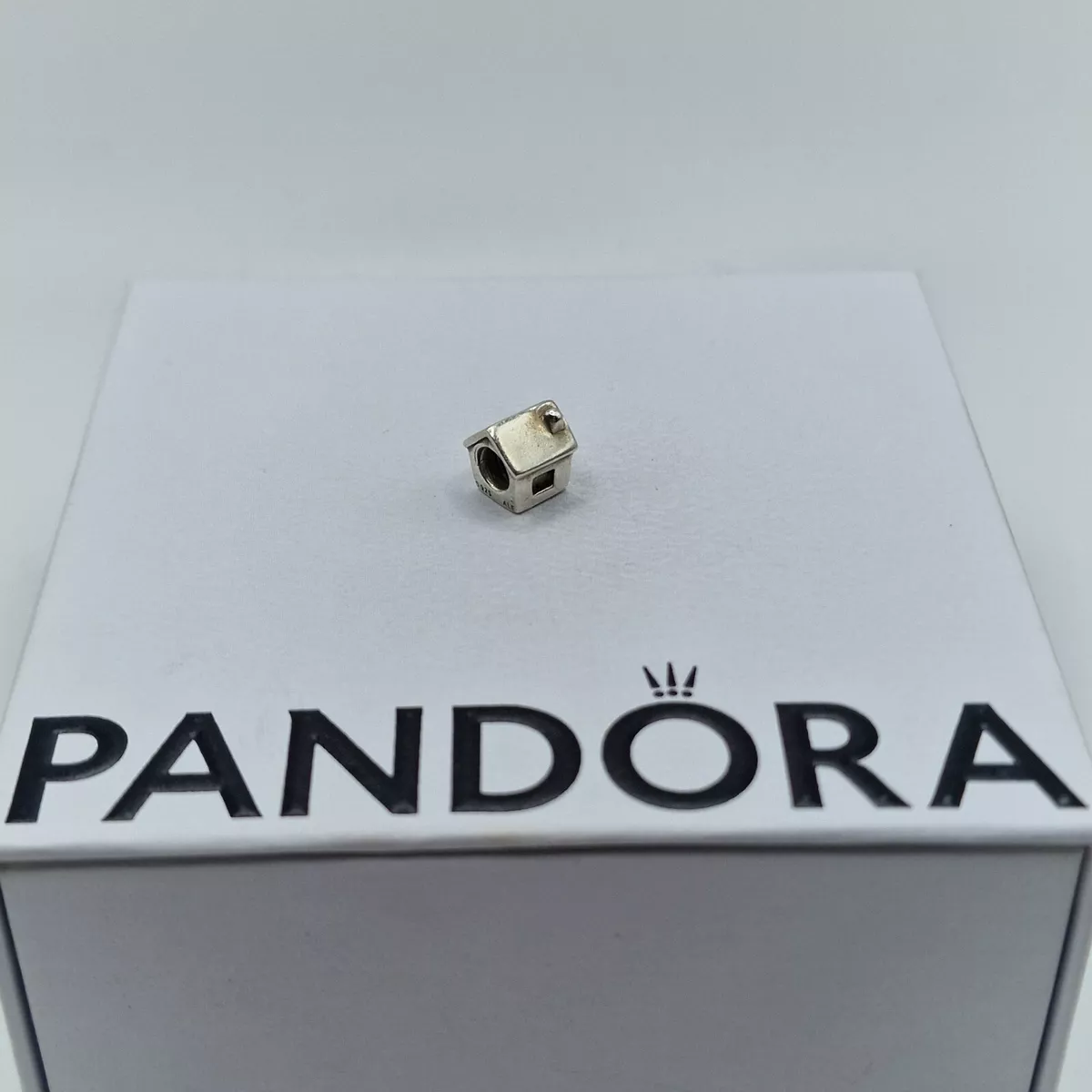 Pandora new store home charm