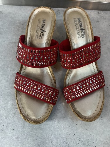 Coach and Four Vander Women's 7 Red Studded Embellished Wedge Sandals Shoes - Picture 2 of 7