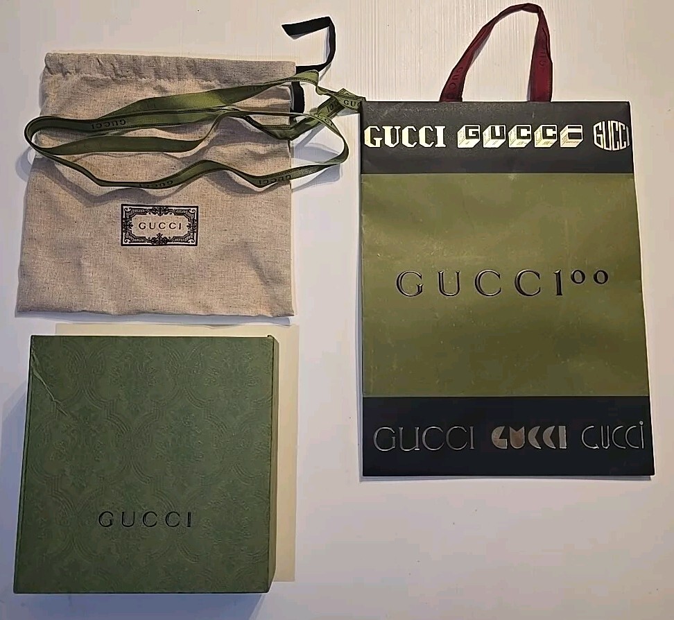 グッチGucci ショッピングバッグ GUCCI Bundle 100% Authentic Limited Edition 100 Shopping Bag