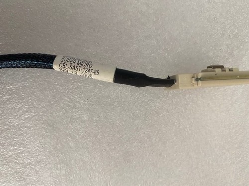 Supermicro CBL-SAST-1247-85 Internal SAS U.2 Cable Slimline x8 (STR) - 第 2/4 張圖片