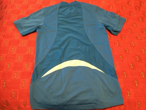 Wilson short-sleeve athletic shirt, slim fit, Boys Medium, Excellent condition - Picture 2 of 3