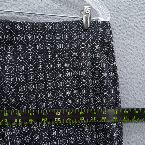 Chicos Womens Printed Ponte Leggings 2 Size 12 Black White Geometric Comfy - Picture 7 of 13