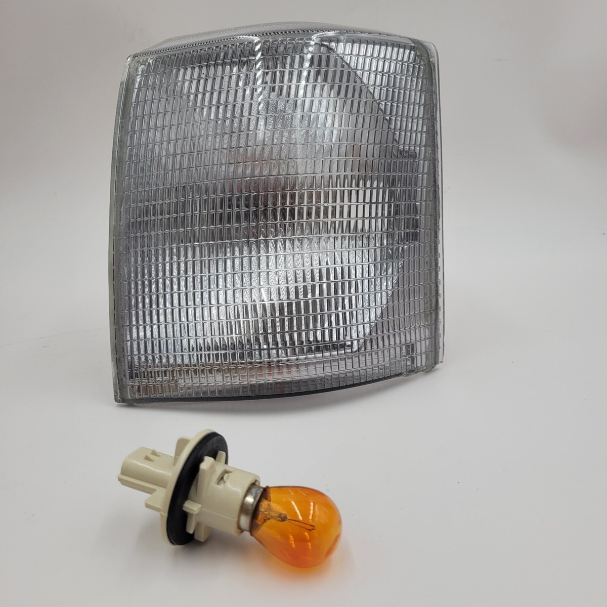 オレンジ ライト XBD100030 XBD100920 LAND ROVER RANGE ROVER P38 95 - 02 FRONT INDICATOR LAMPLEFT HAND