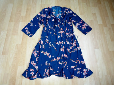 Wickelkleid / Kleid von VERO MODA Gr 42 L Blau Kirschblüten NEU