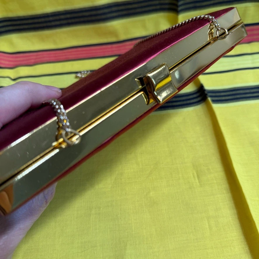 Vintage Mandome Red Satin Evening Clutch Purse w/ Chain USA Gold Frame Bag - Image 3 of 4