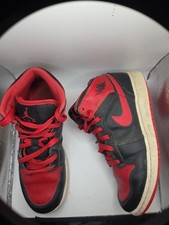 Air Jordan 1 Mid Shoes Boys Size 6.5Y Black Red Bred GS DQ8423-060 Nike Retro
