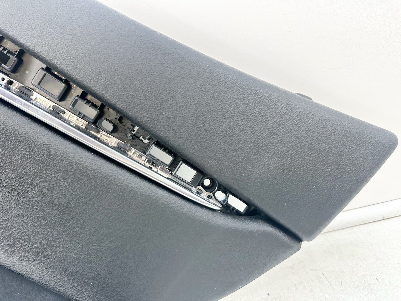 MASERATI GHIBLI REAR RIGHT SIDE INTERIOR DOOR PANEL TRIM COVER OEM 2014-2020