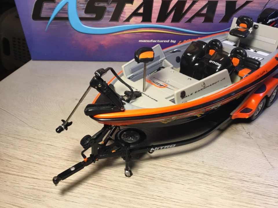 XRARE 1:24 Dale Earnhardt Jr #8 LOONEY TUNES 2003 CASTAWAY NITRO BOAT & TRAILER - Image 3 of 4