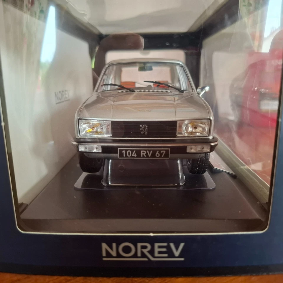PEUGEOT 104 sundgau grise de 1978 NOREV 1/18e ref 184905 édition limitée 300 pcs - Photo 3/4