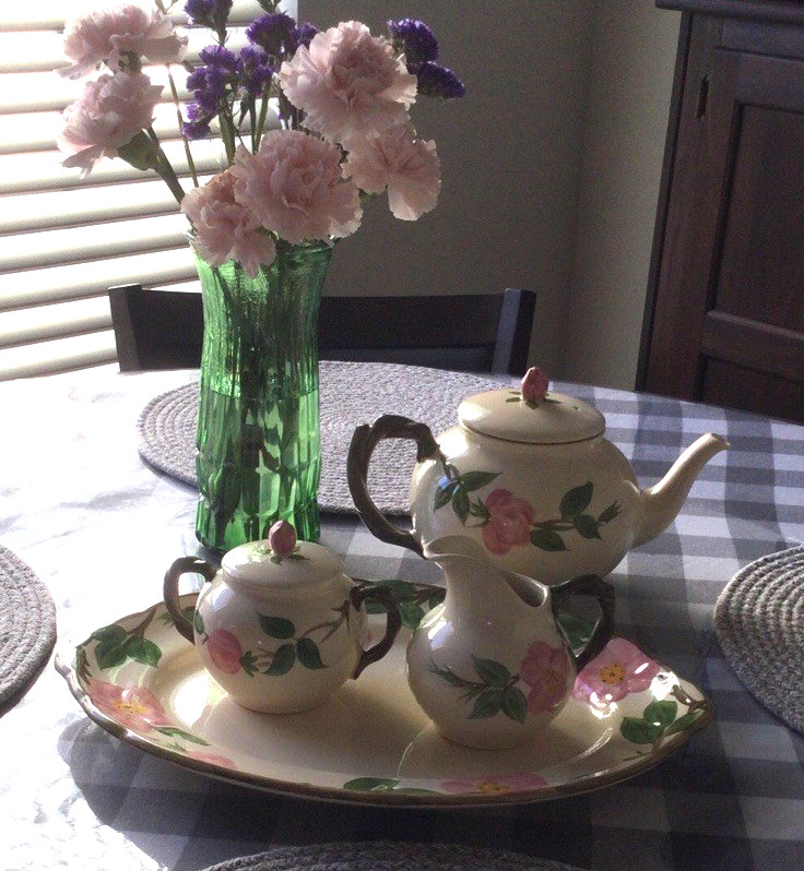 6 PIECE HOSTESS SET DESERT ROSE FRANCISCAN - ENGLAND
