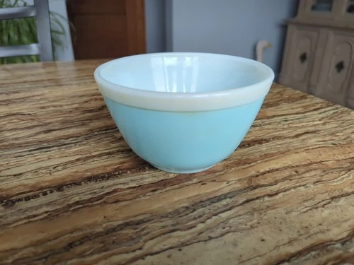 Pyrex 401 Blue Nesting Mixing Bowl Ovenware 1.5 Pt