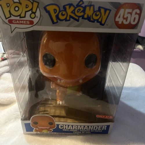Charmander Supersized 10'' #456 DAMAGED BOX SEE PICS