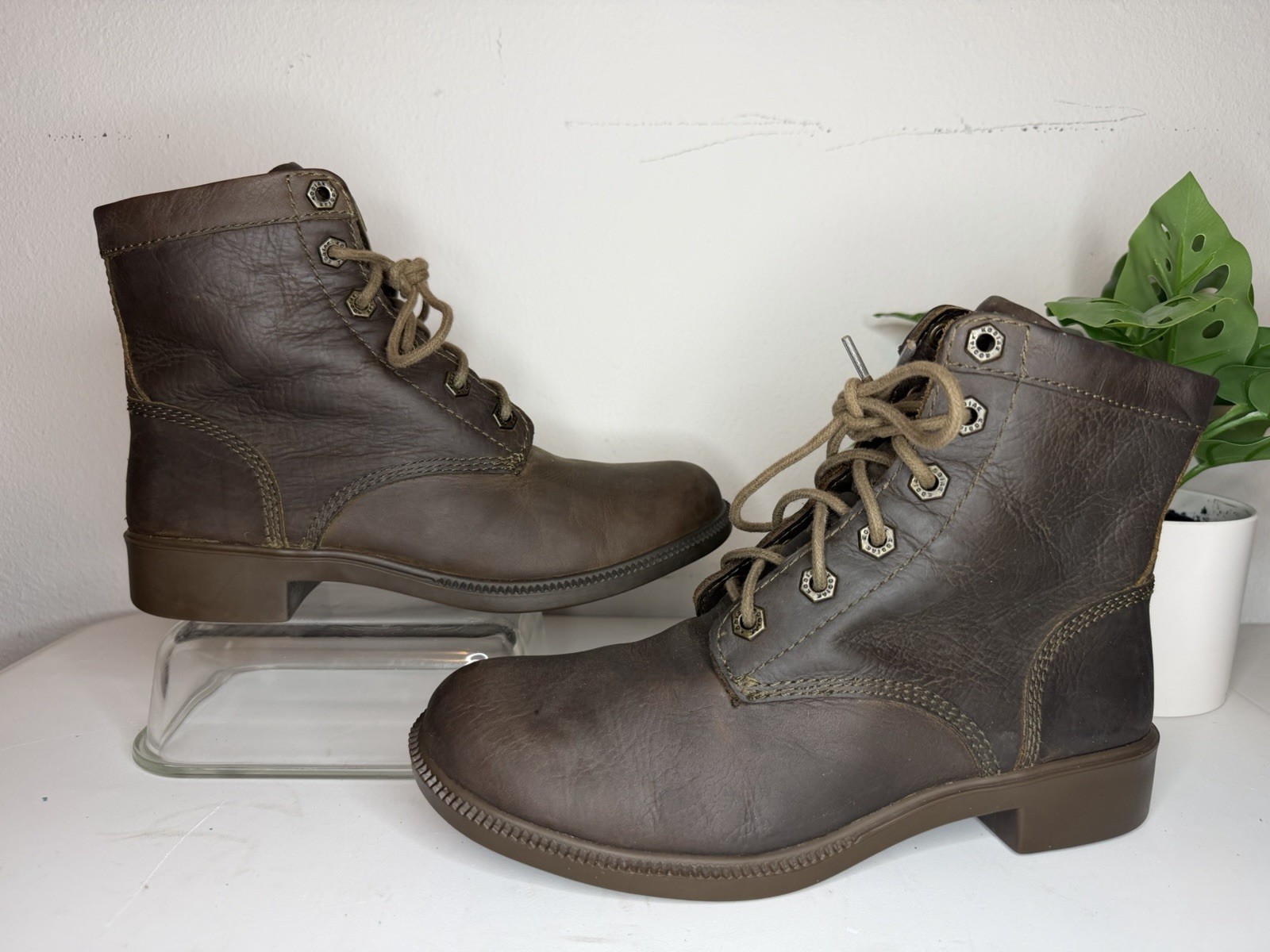 Kodiak Original All-Season Women’s US 7.5 Brown Leather Waterproof Boots