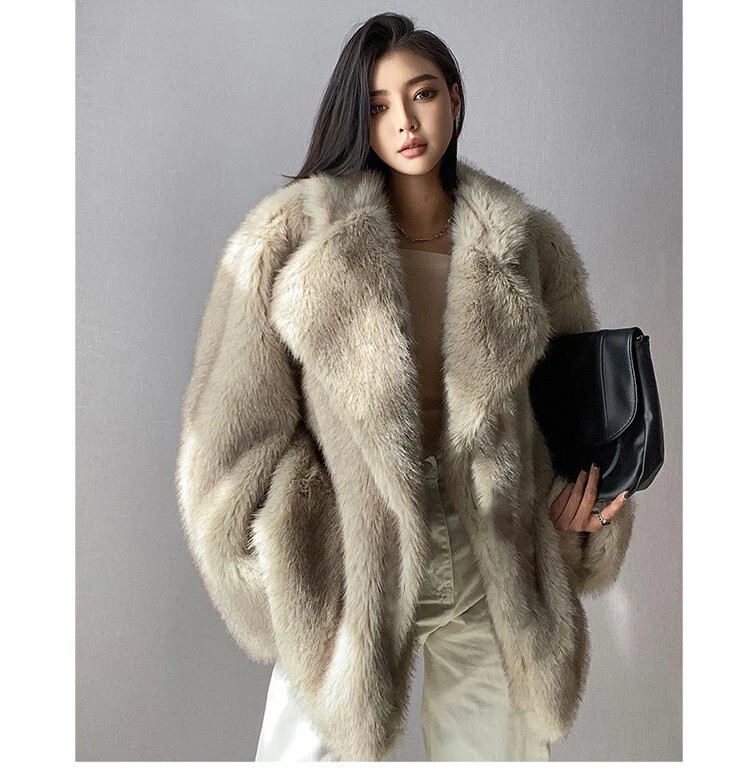 [LOW CLASSIC]FLUFFY FUR JACKET★人気★ LOW CLASSIC]FLUFFY FUR JACKET☆人気☆