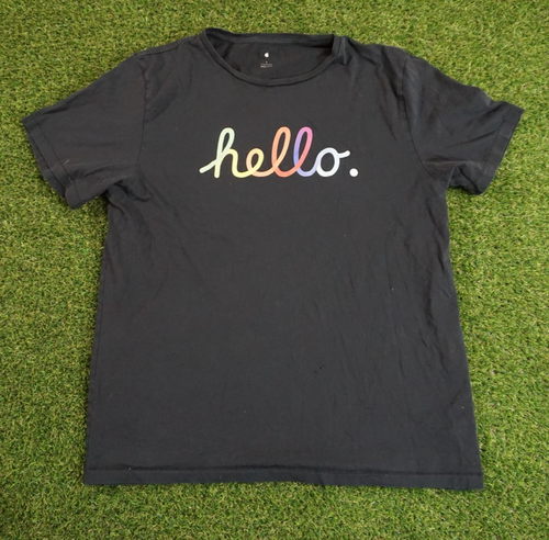 Apple Shirt Herren L schwarz Logo Regenbogen HELLO Grafik Mitarbeiter T-Shirt Löcher