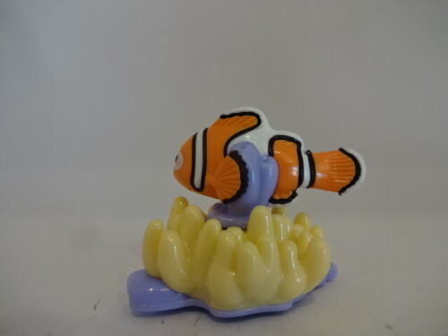 Spielfigur / Finde Dorie / Marlin schwimmt auf gelber Koralle - 40 mm - Bild 1 von 1