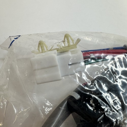 GENUINE Nissan Navara Front Seat Switch Assembly RH 870164X01A - Picture 6 of 9
