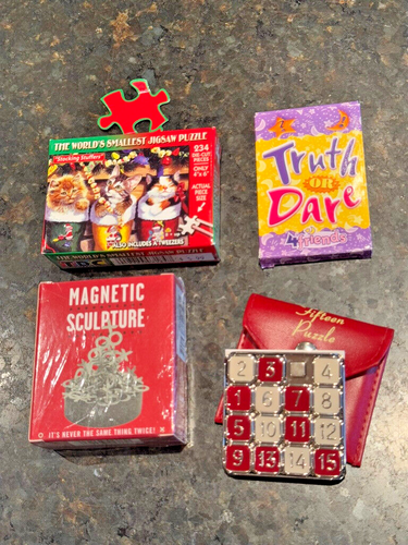 Lot of 4 Gifts Stocking Stuffers Party Favors Prizes Puzzles Toys Travel Games
